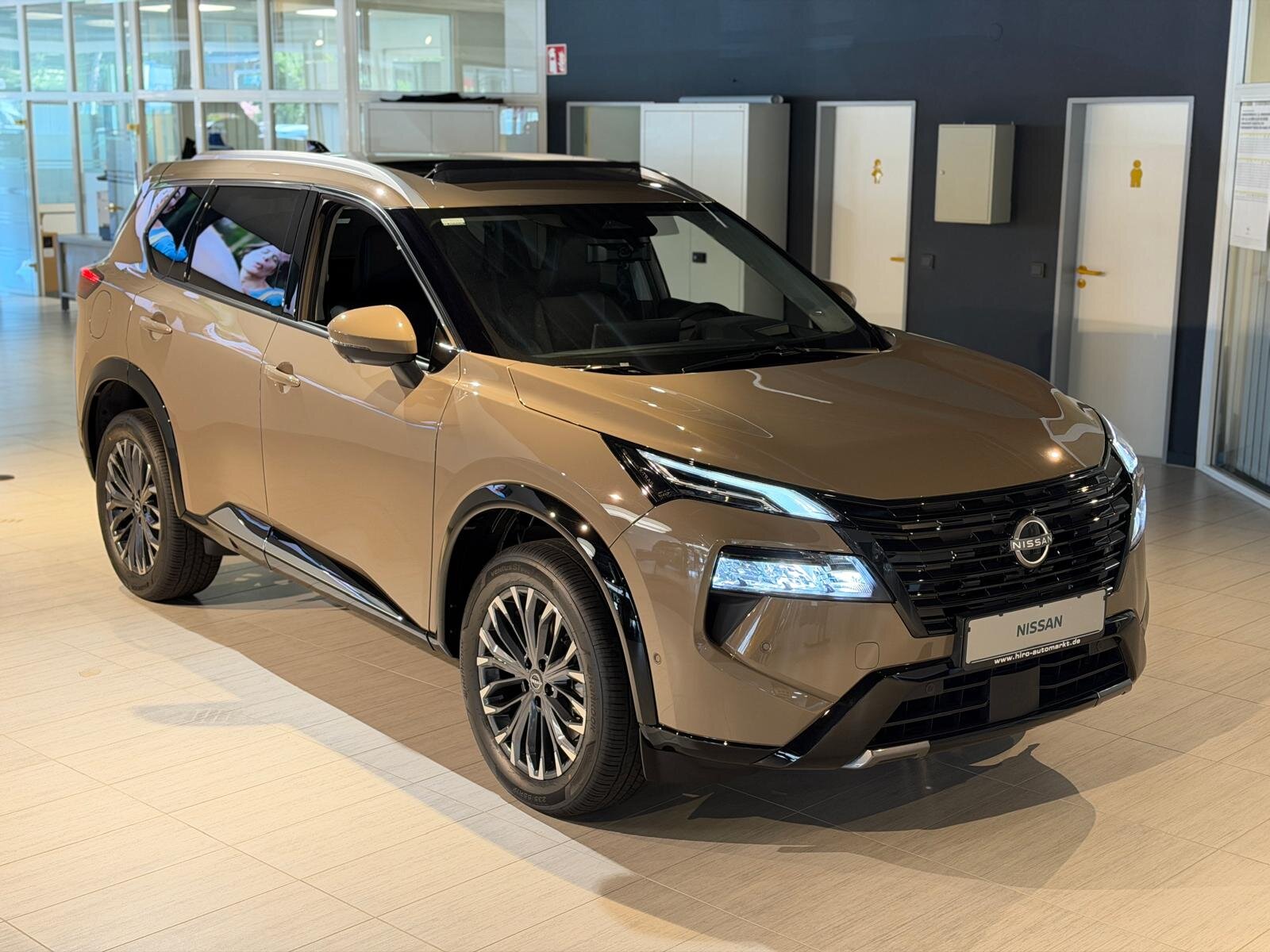 Nissan X-Trail Tekna e-Power Leder+Bose+neues Modell!