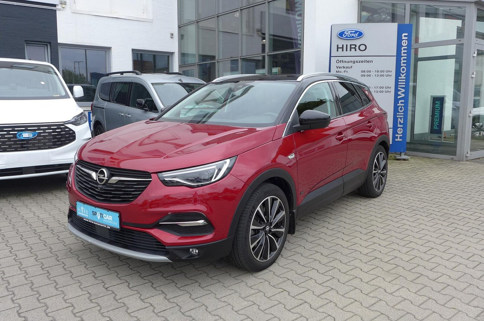 Opel Grandland 1.6 Turbo Hybrid 4 Ultimate (EURO 6d)
