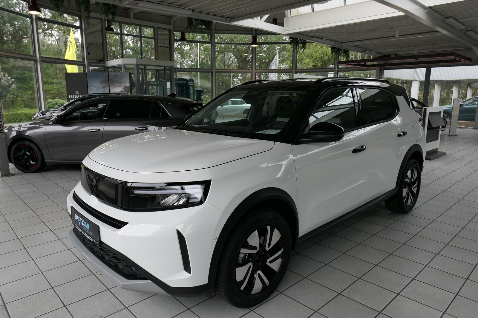 Opel Frontera 1.2 MHEV Ultimate Autom./Klima/LED/NSW