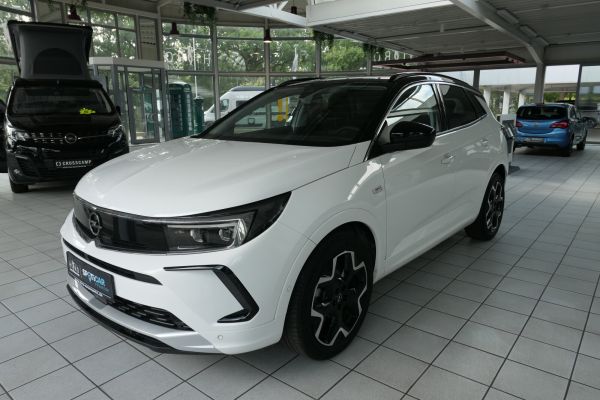 Opel Grandland 1.2 Turbo Ultimate Matrix LED Navi/BC