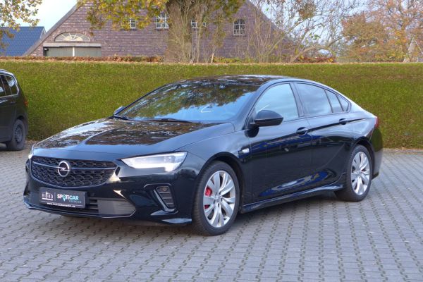 Opel Insignia Grand Sport GSi