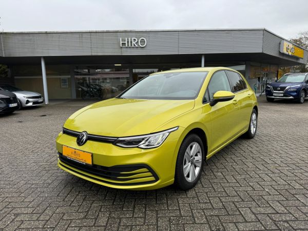 Volkswagen Golf VIII 1.5 TSI Life Navi/Sitzhei./LED/Tempom