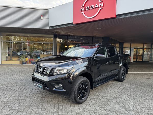Nissan Navara 4x4 N-Guard Kamera+Schienbed.+Navi+LED