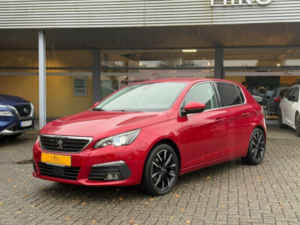 Peugeot 308 1.2 PureTech 130 Allure Navi/LED/SHZ/Kamera