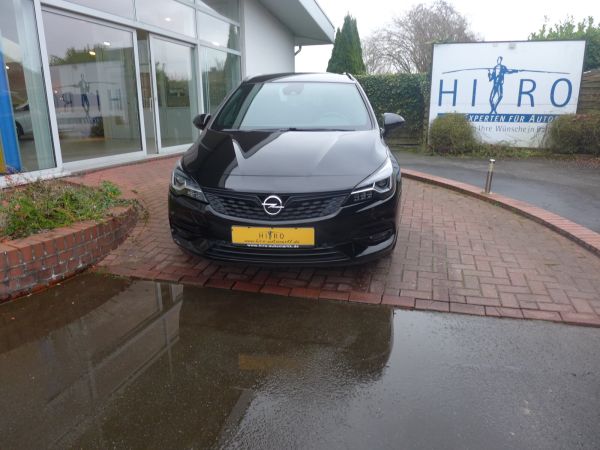 Opel Astra ST Business Elegance