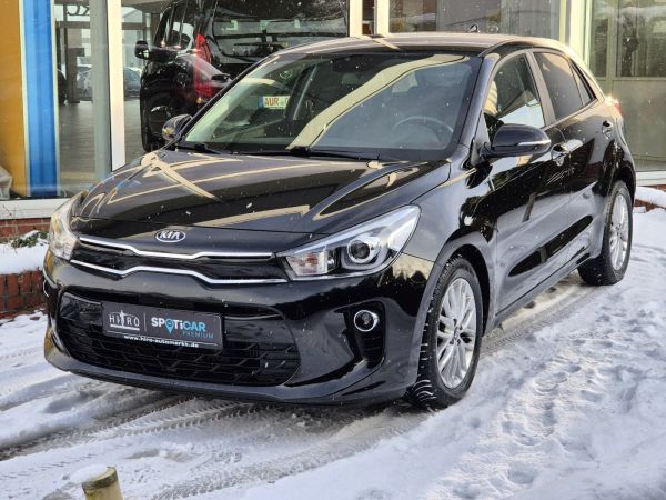 Kia Rio Dream Team Navi