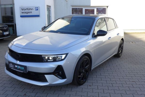 Opel Astra L 1.2 Turbo Ultimate Autom. *Panorama*Navi