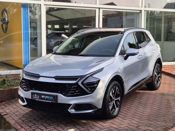 Kia Sportage Spirit 2WD Leder + Glasdach + AHK