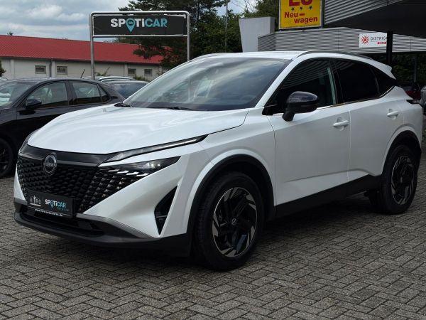 Nissan Qashqai N-Connecta Kamera+Navi+SH+LenkH+LED+DAB
